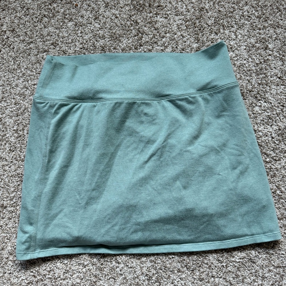 Vuori Women's Green Skirt